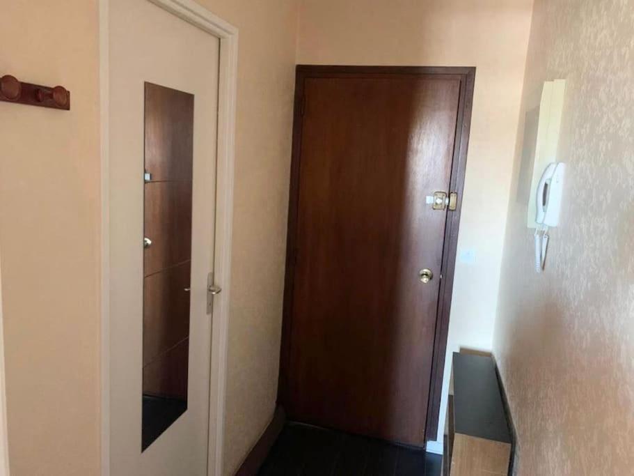 Studio Calme, Grand Parquet,Chateau,Insead Фонтенбло Екстериор снимка